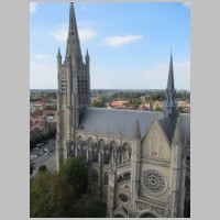 Ieper, Sint-Maartenskathedraal, photo Nenea hartia, Wikpedia, nef.JPG